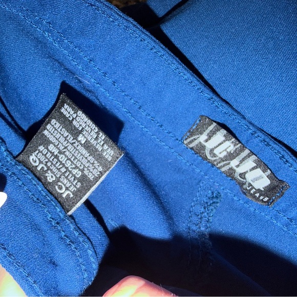 EUC WOMENS JCJQ MEDIUM STRETCH DEEP BLUE Women's Jeans FLARES BOUTIQUE - Picture 3 of 5